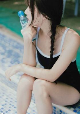 美丽小密桃2中英文字幕