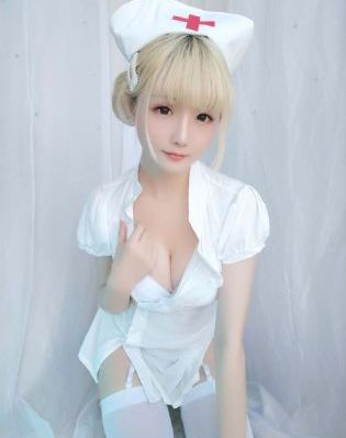 伊人影院综合在线_剧情片在线播放