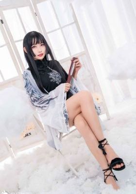 无神世界中的神明活动