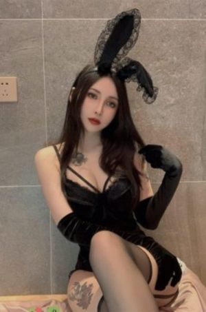 2020色愉拍亚洲偷自拍_4KHD在线观看