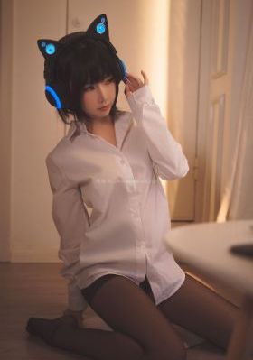 校园激情久久_1080高清完整版